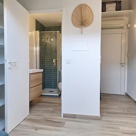 Appartement Studio Cosy, Calme Et Lumineux, Au Pied Du Tramway Et A 50 M De La Mer *